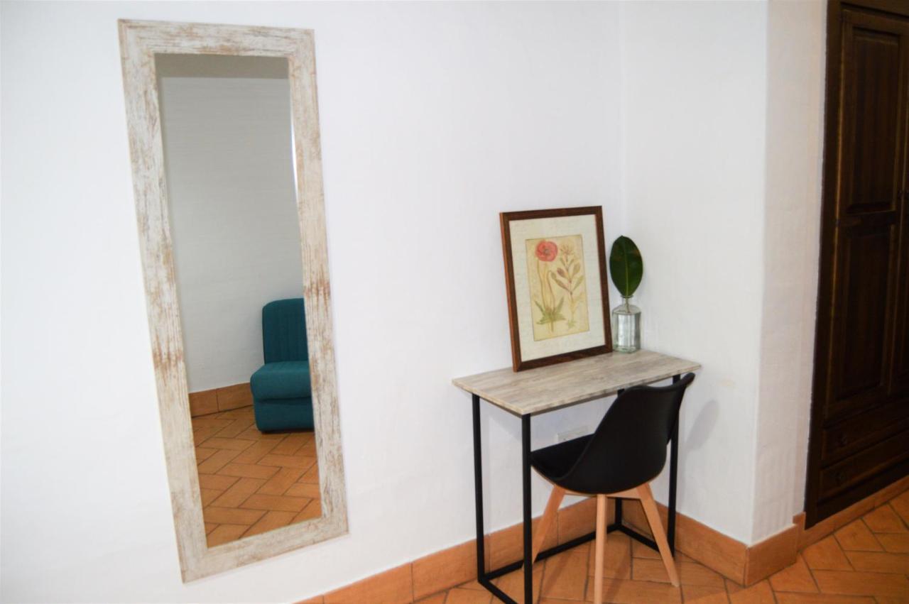 Apartamentos Turisticos - Hostal Los Alisos Aliseda Eksteriør billede